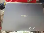 Asus  i3 7020U