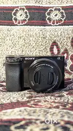 Sony Alpha 6100 New condition