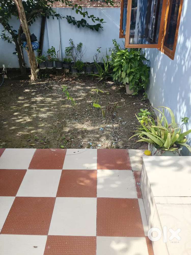 VERY GOOD VENTILATION AND SUNLIGHT