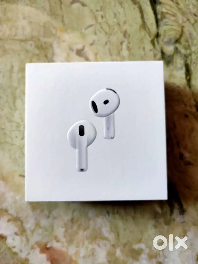 Apple Airpods 4 with Active Noise cancellation