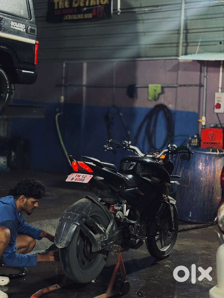 bajaj NS200 Bs3 with perfect condition