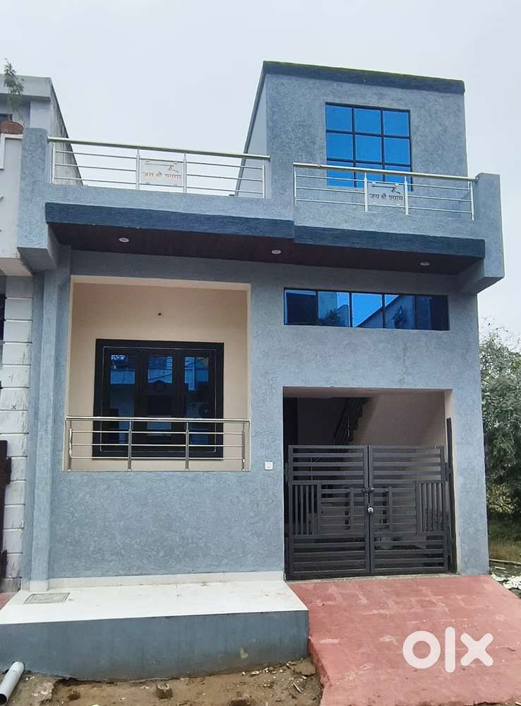 Built-up: 2 Bedrooms  1 Kitchen  2 Toilets  Spacious Living Area