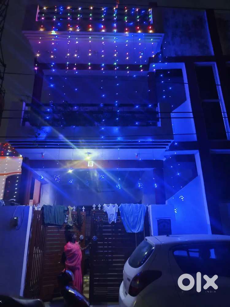 Room available For Girls