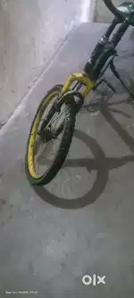 Hercules ki cycle hai meri achi candishan me