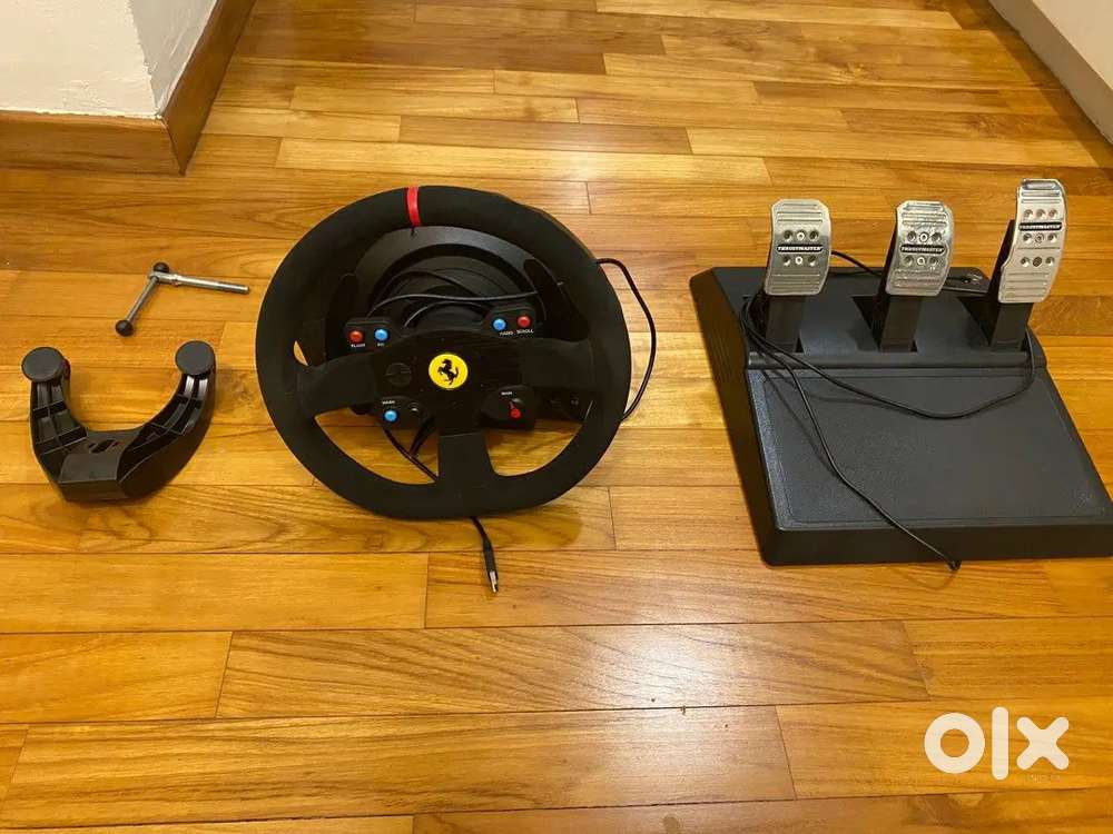 Thrustmaster T300 RS GT Ferrari Alcantara Edition Used