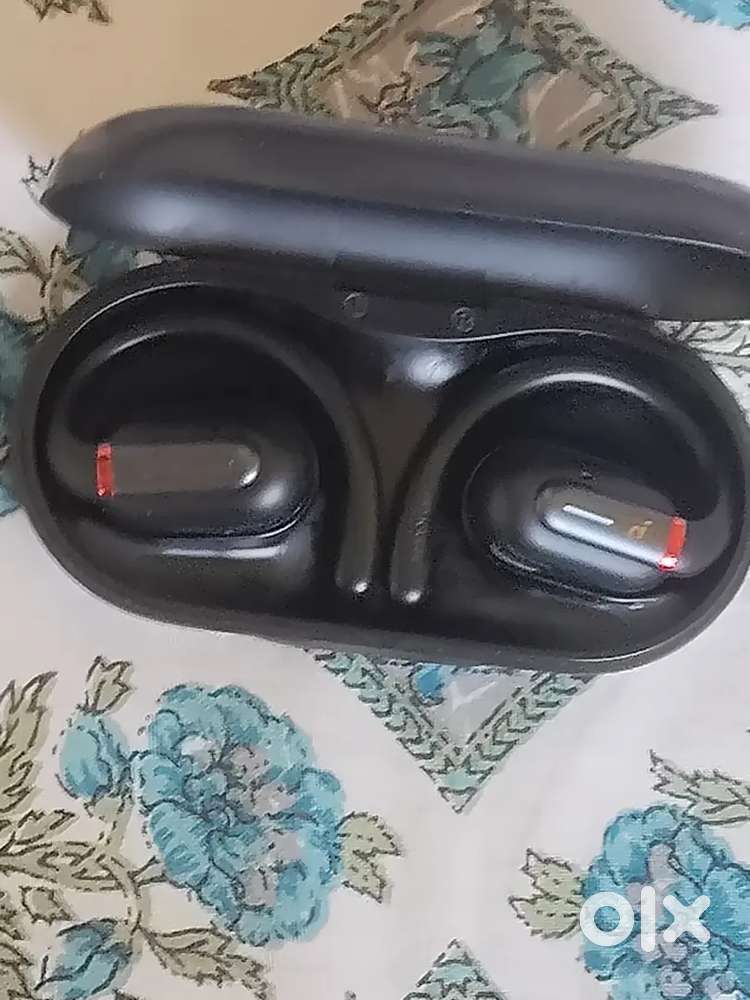 Sound core anker V 30i earbuds