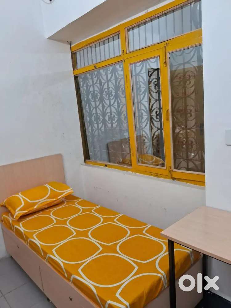 Fully Furnished Premium Rooms at Clock Tower