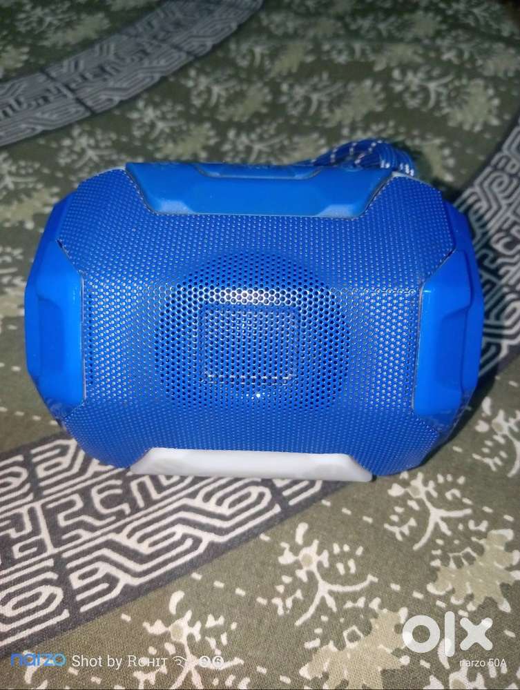 Wireless Portable Bluetooth Speaker (Model No. - A005 ) )