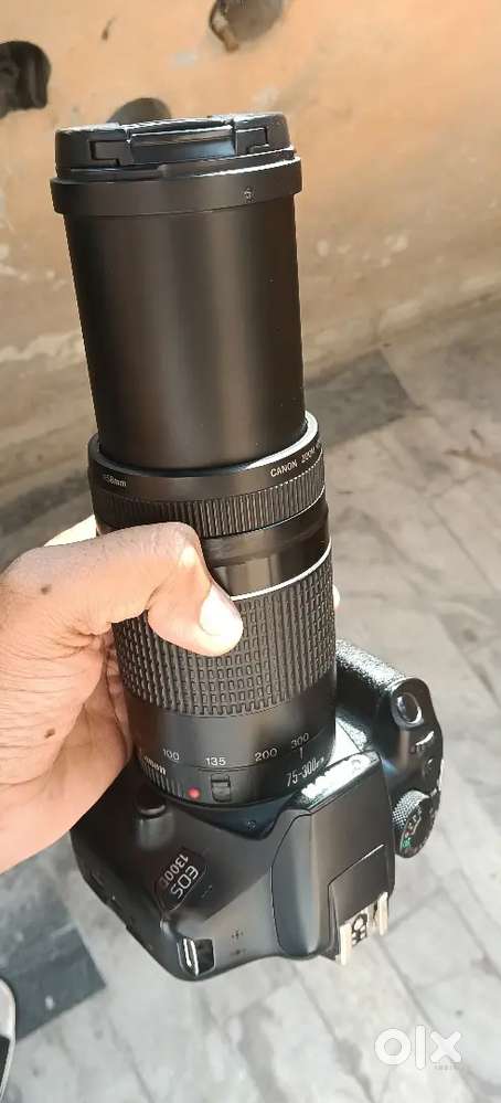 Canon 1300d Wi-Fi wala