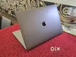 Apple Macbook Pro i7/16/256gb/3.5Gb Graphics  15inch Retina Touchbar