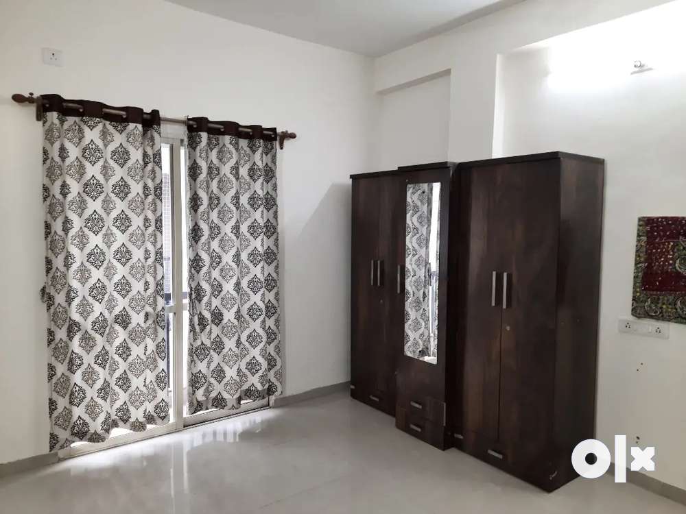 2 bhk furnished flat available on rent in vasna bhayli road.