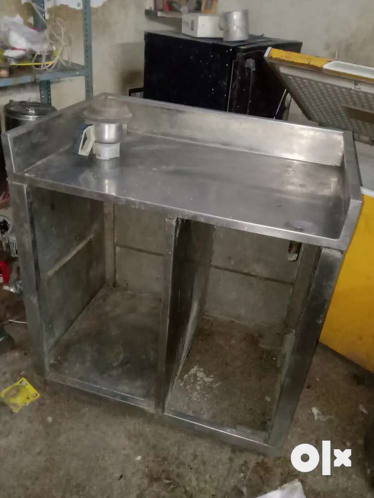 Juice stall for accommodating mixie 3feet*2feet