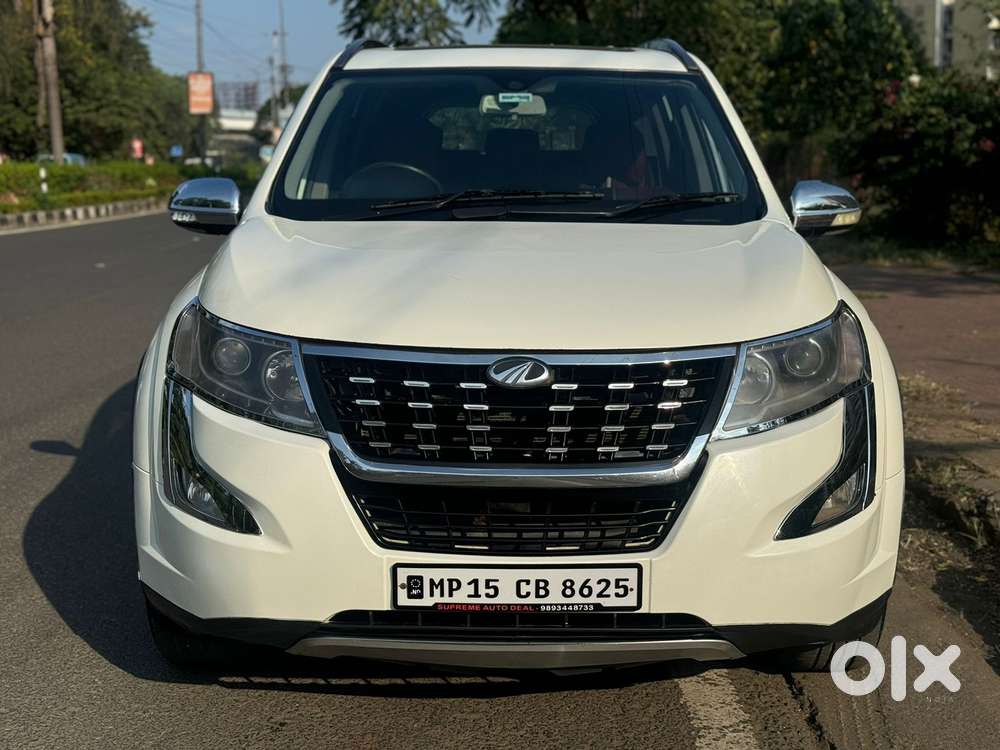 Mahindra XUV500 W9, 2019