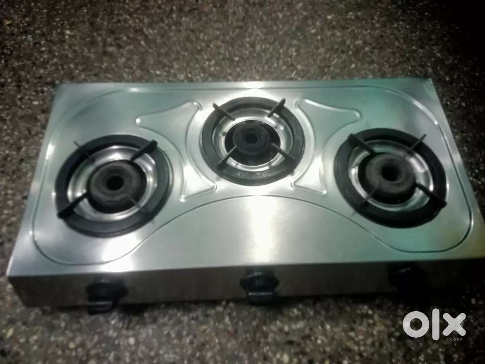 3 Burner gas stove
