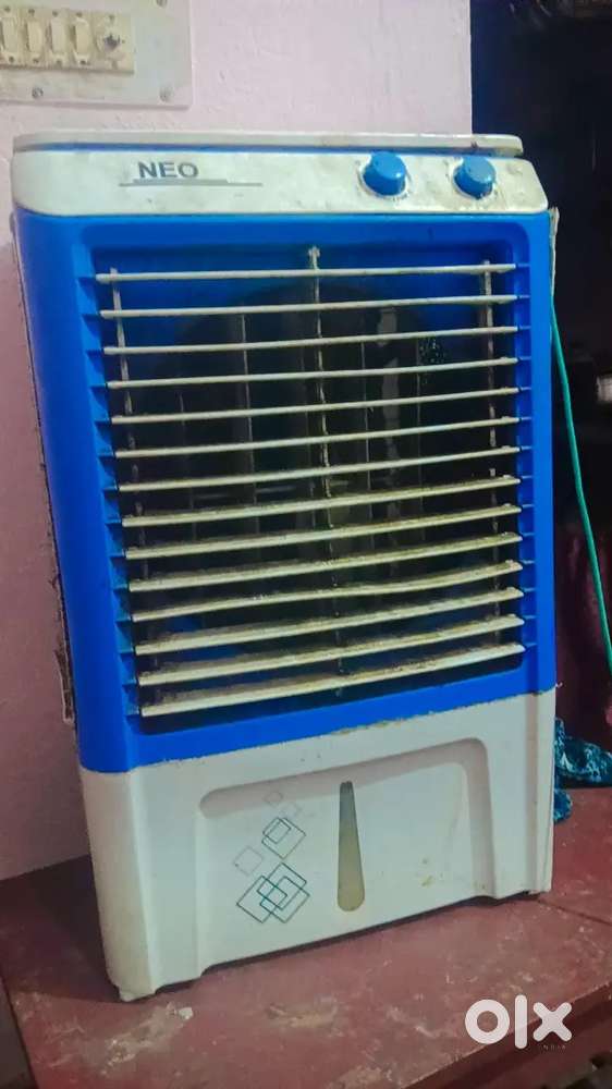 Cooling cooler