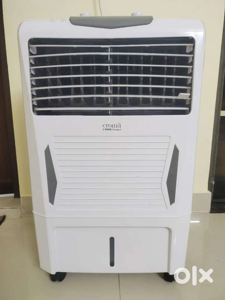 Selling cooler Croma(A tata product) of 24L