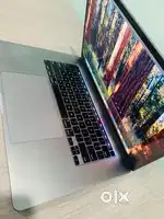 Apple MacBook Pro  16inch  2019  i7  16GB  512GB SSD  A2141