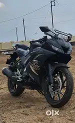 Yamaha R15V3 Excellent condition