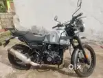 Royal Enfield himalayan 411
