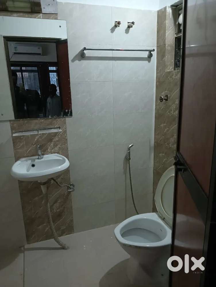 SINGLE ROOM 7500/1BHK-11000/2BHK-15000