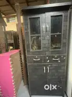 Almari good candition