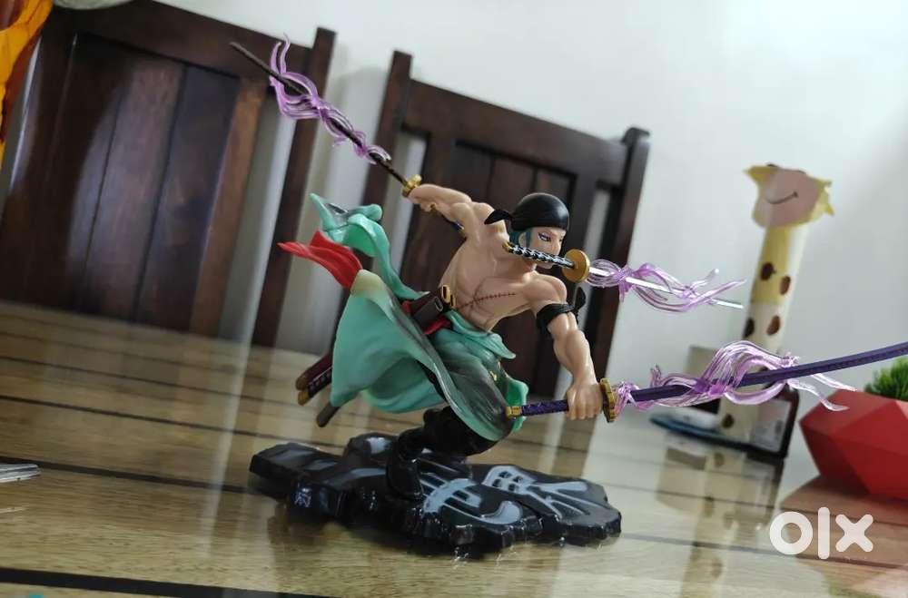 Zoro Action Figure
