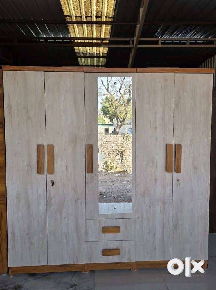 PREMIUM QUALITY OF 5 DOOR WARDROBE WITH WOODEN HANDLE SELL WITH FREE D