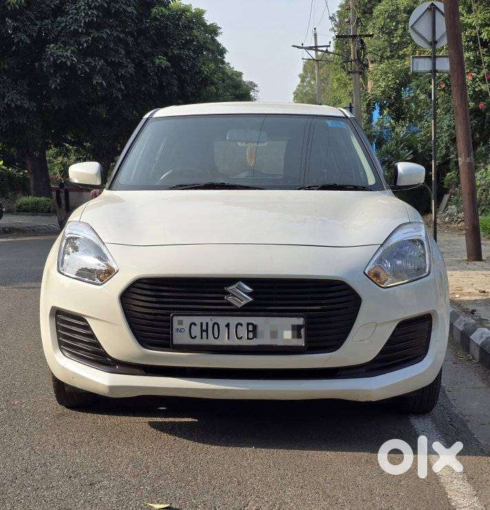 Maruti Suzuki Swift VXi + Manual, 2020, Petrol