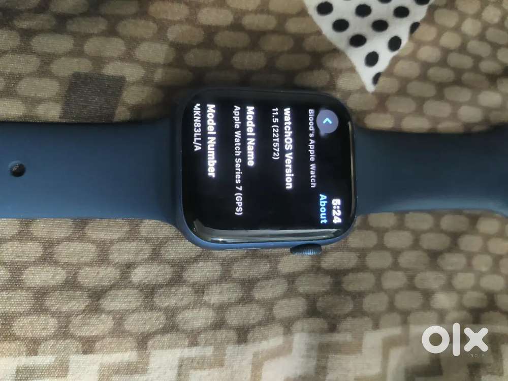 Apple Watch Series 7 ( GPS ) 45 MM
