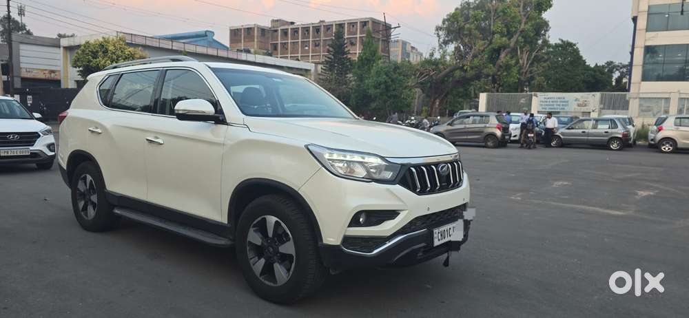 Mahindra Alturas G4 4X2 AT, 2022, Diesel