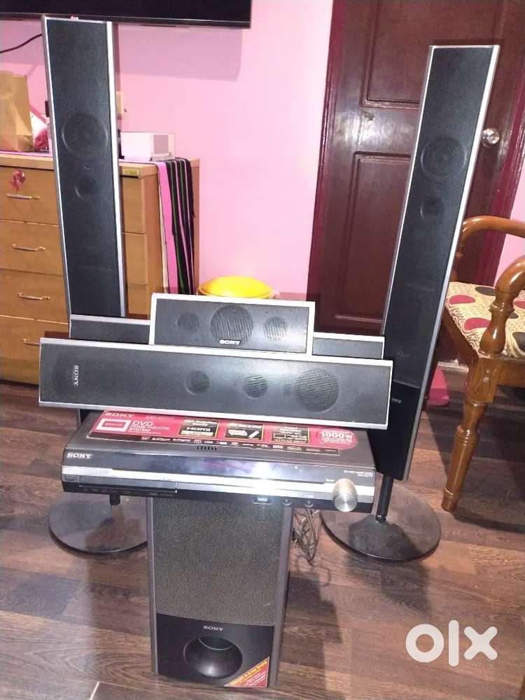 Home theatre 5 chanel  speakers