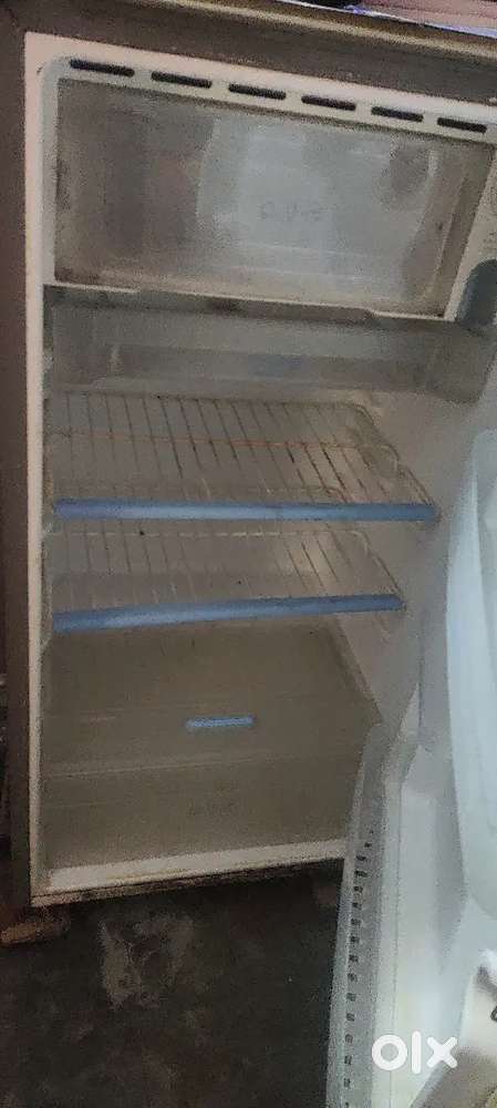 LG fridge 170 liter