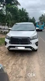 Toyota Innova Crysta 2.4 G MT 8S, 2017, Diesel