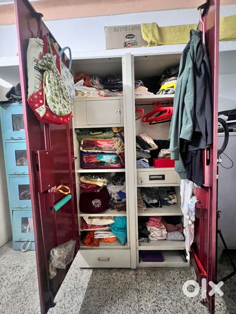 Metal mirror wardrobe