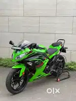 ONLY 8 MONTHS OLD NINJA 300 ABS