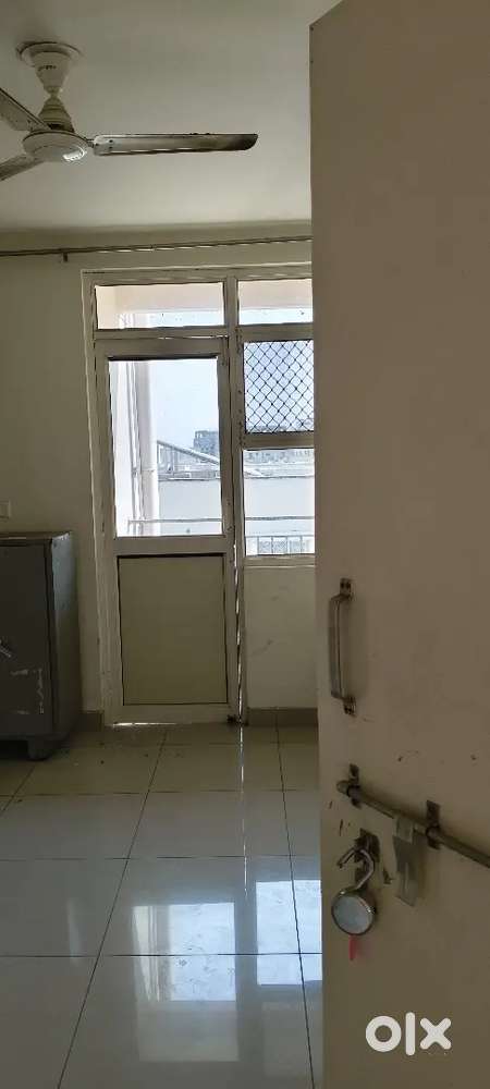 Independent h  noo problem kbhii bhi aao kbhi bhi jaao no issues