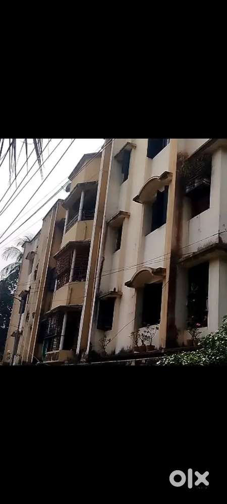 Dholtala bus stop, airport,2km.2bhk.964sf.rs30La,k