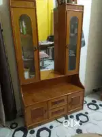 Dressing table