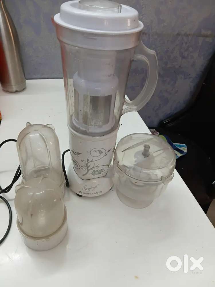 Mixer grinder juicer