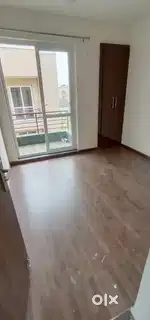 FOR RENT SEMI FURNISHED 4 BHK IN GATED SOCIETY NEAR world street
