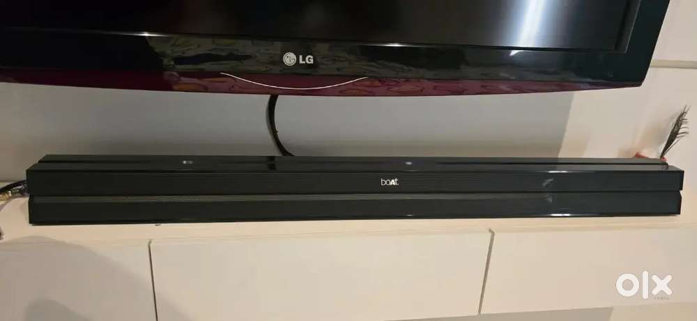 Boat sound bar