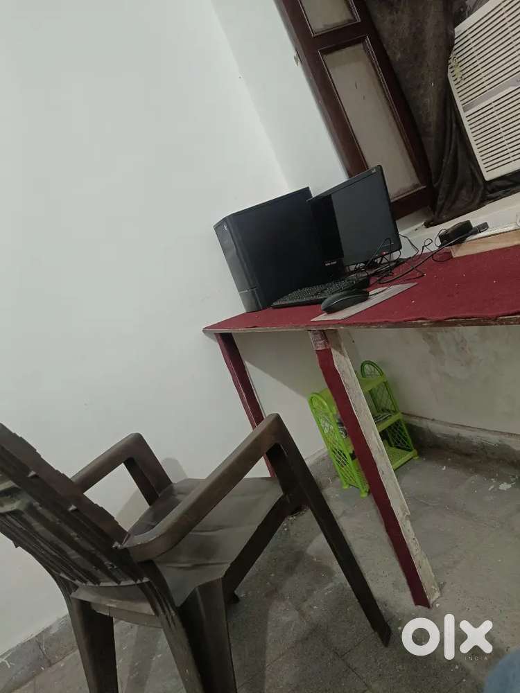 Male/female Office work