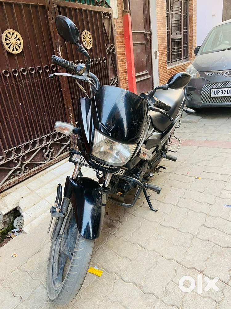 This is my super splendor in a very mint condition