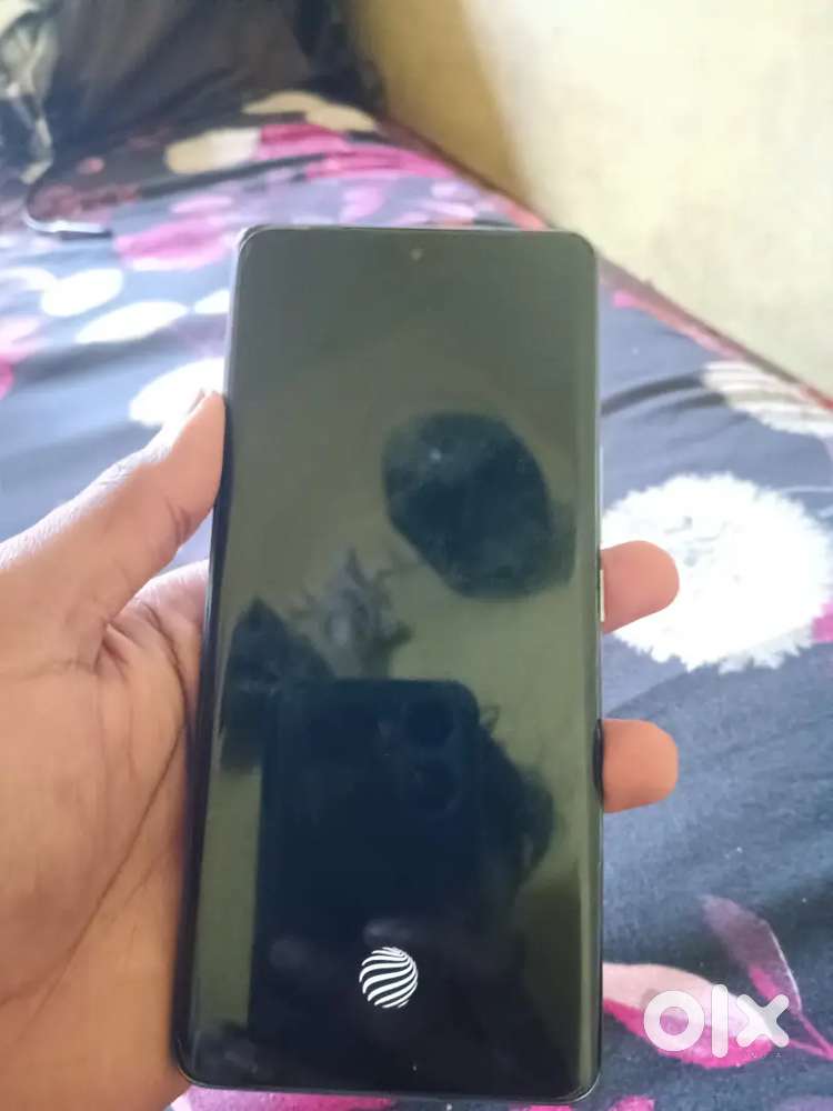 Dusra fhone lena hai only 1 sal chala huaa fhone mint condition