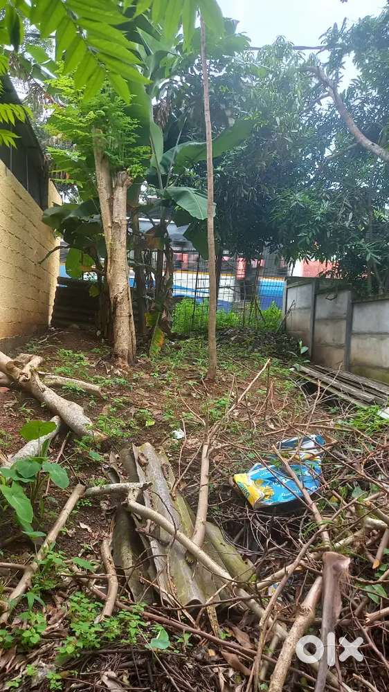 Land facing NH47 Aralumoodu, between neyyattinkara and balaramapuram