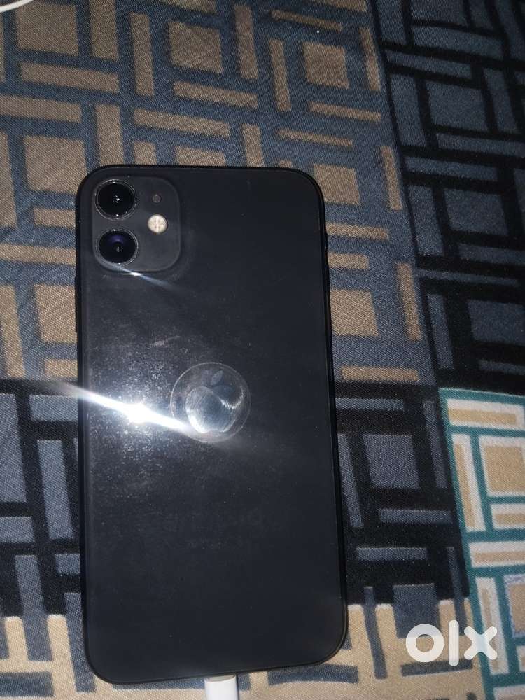 Iphone 11 price 14k All good condition And All Genuine parts