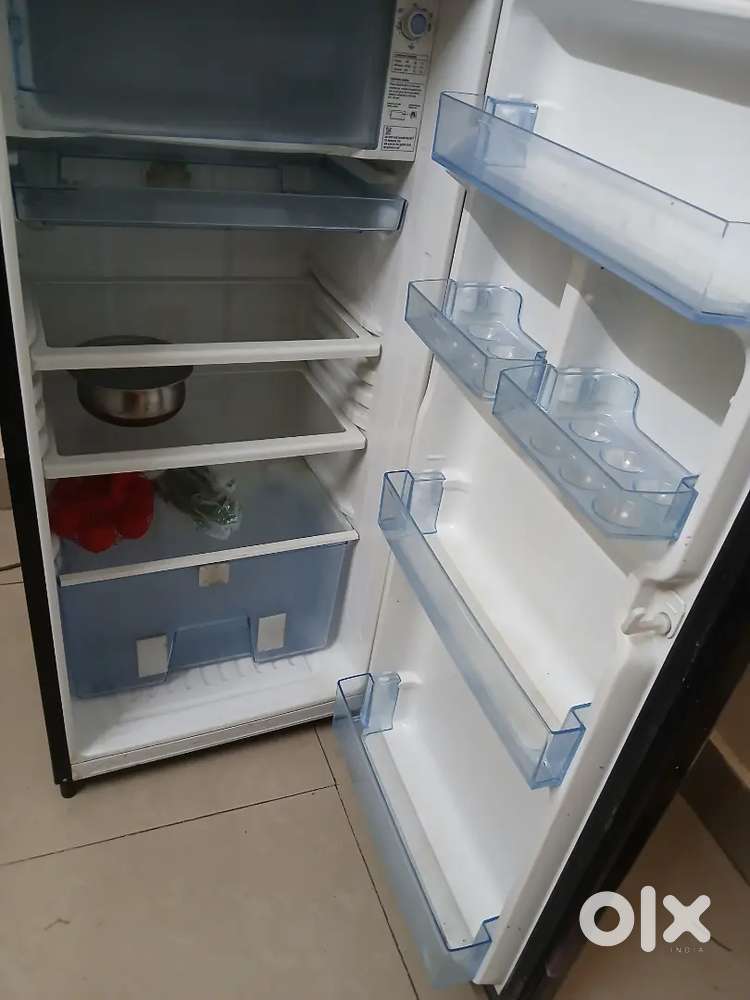 1 year old fridge available,,fix rate ,no bargaining