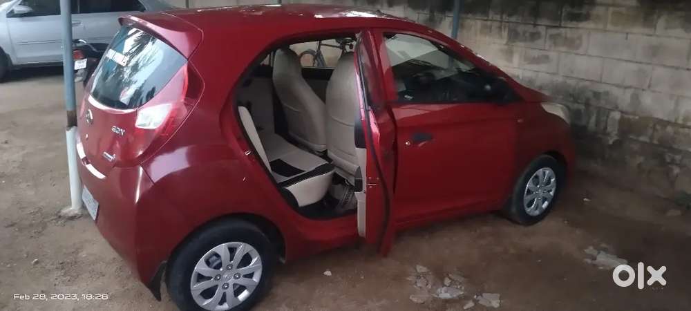 Hyundai EON 2016 Petrol Well Maintained