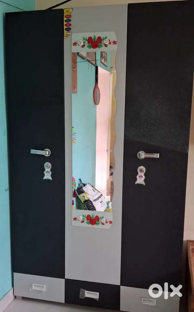 New almari / wardrobe