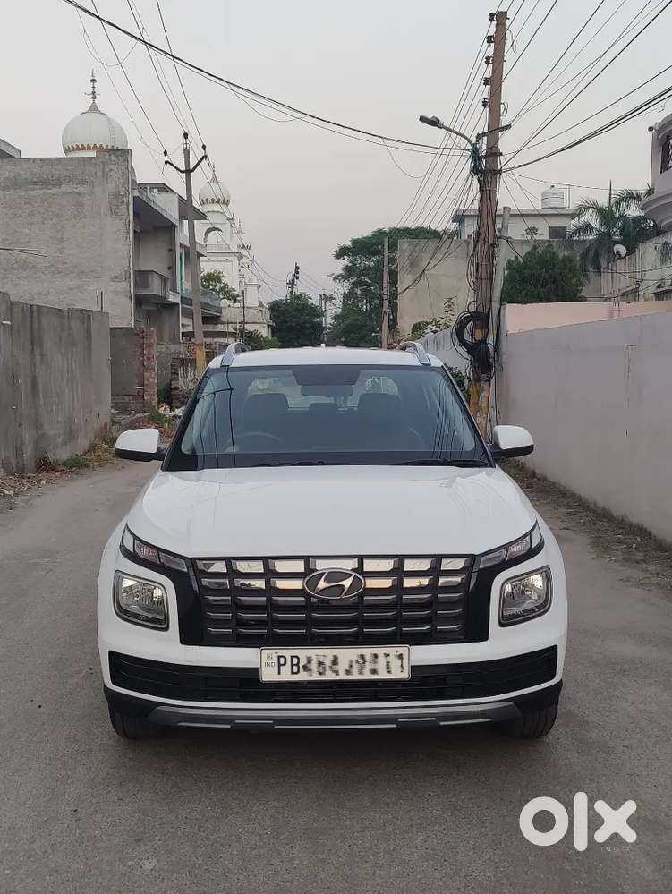 Hyundai Venue 2023 Dr.Driven car